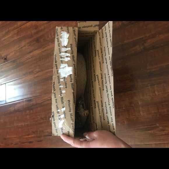 Dress - Picture 2 of 8